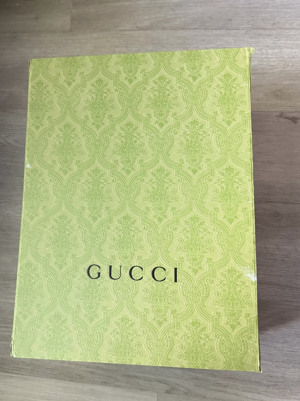 authentic Gucci Green Damask Pattern Gift Boxes
 15x11x7